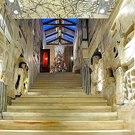 Otel Leventis Art