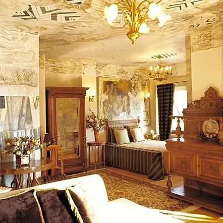 Otel Leventis Art 3*
